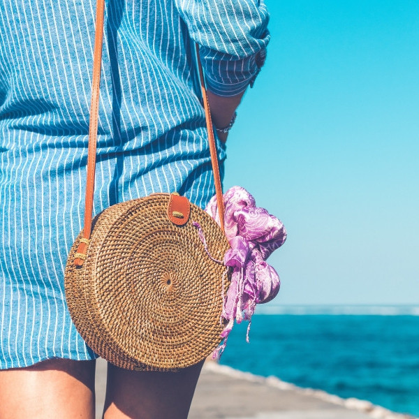 Najmodniejsze torebki i dodatki na lato