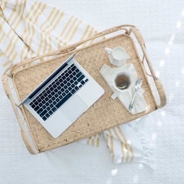 Przygotuj się na biznesowe lato! Ubieraj się stylowo i czuj się komfortowo