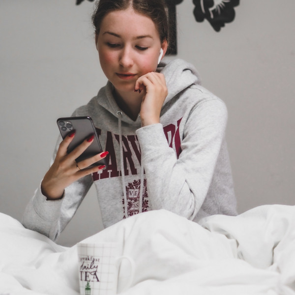 Domowe looki z charakterem. Dres nie jest nudny