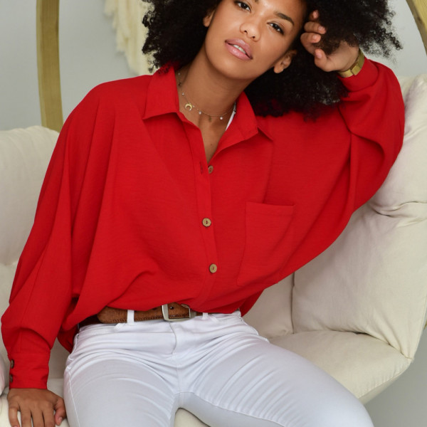 Pokochaj minimalizm. Zachęcamy do noworocznego przeglądu garderoby