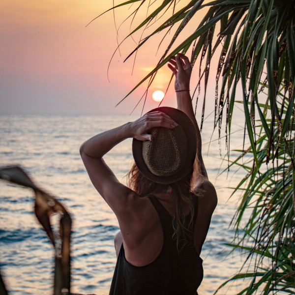 Must have! Sukienki na ramiączkach z polskich butików