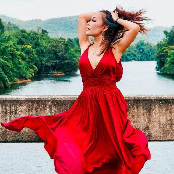 Najpiękniejsze wiosenna sukienki z polskich butików