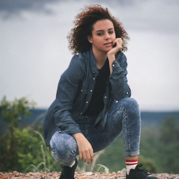 Jeansowe katany! Modnie i z pazurem