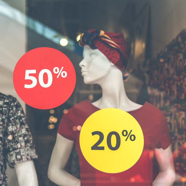 Wyprzedaże w polskich butikach. Zobacz, co warto zamówić