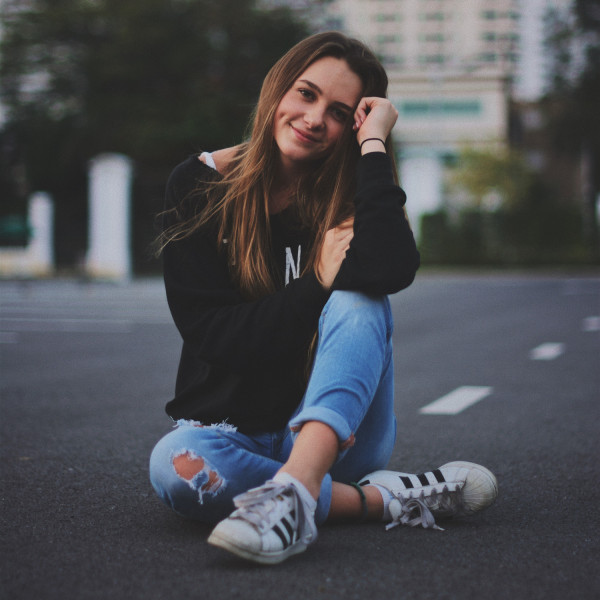 Bluzy dresowe i komplety idealne dla aktywnych