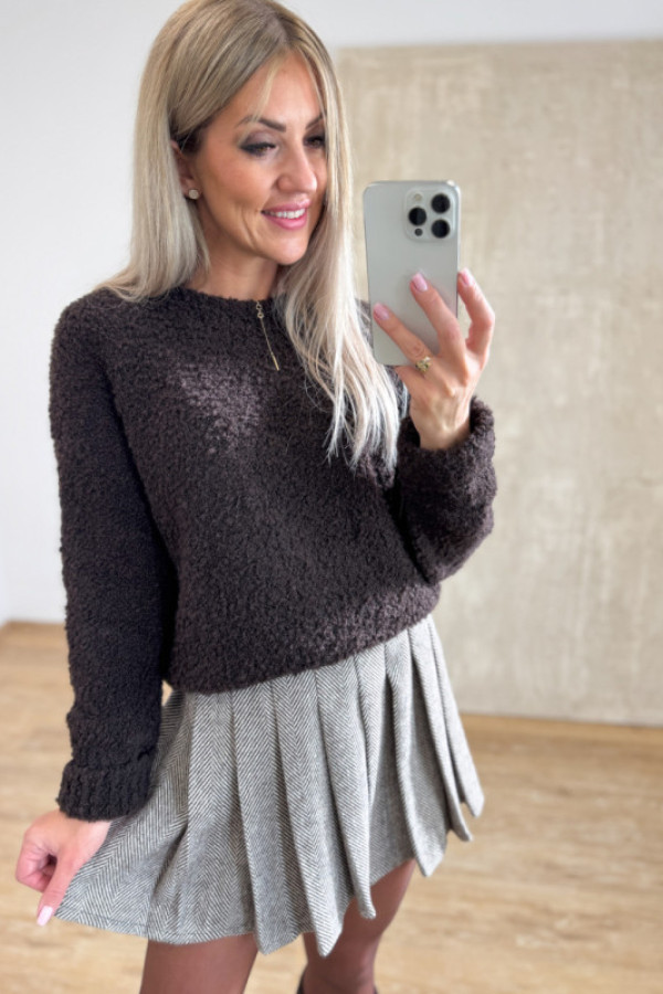 Sweter bukla podwinięty mankiet alone - czekoladowy