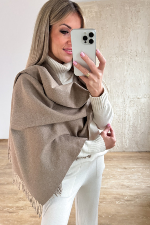 Szal gładki z frędzlami - ciemny beż