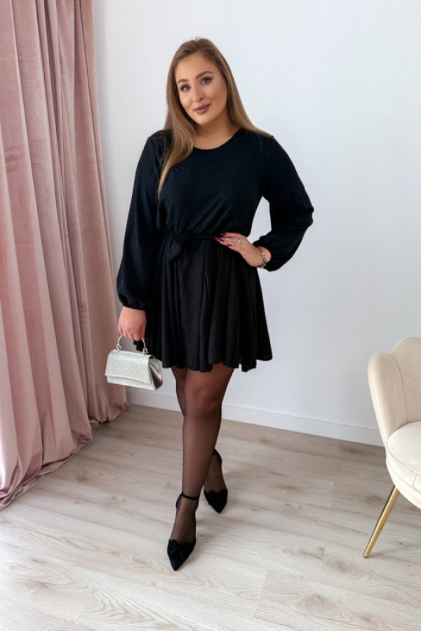 Sukienka rozkloszowana z wiązaniem nina - czarna