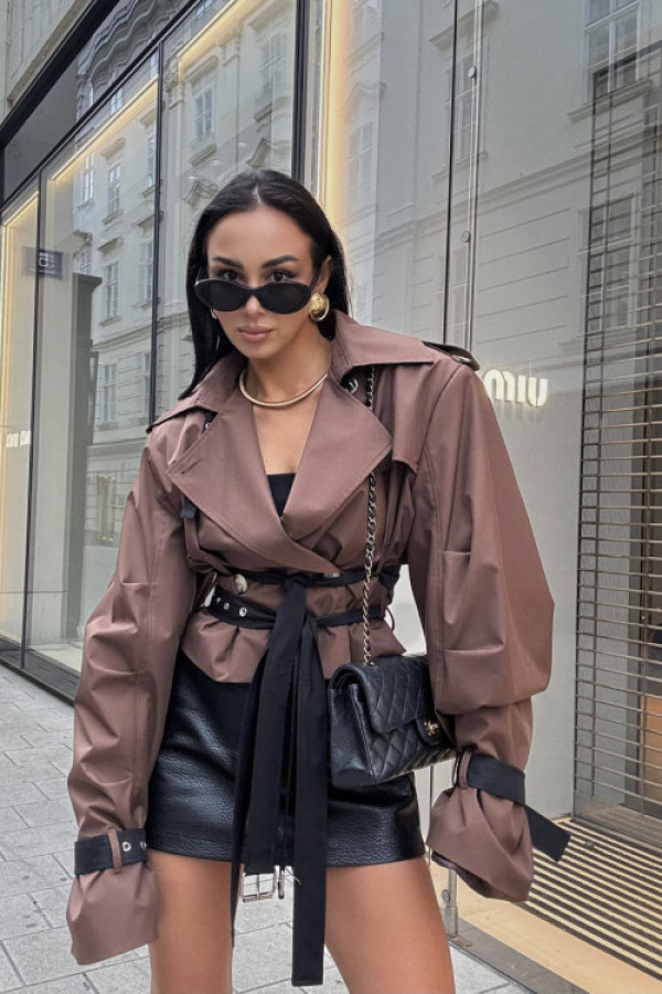 Krótki brązowy trencz la milla