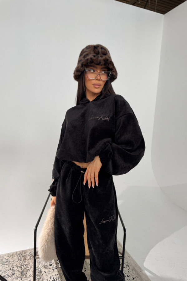 Welurowy komplet dresowy queen czarny la manuel