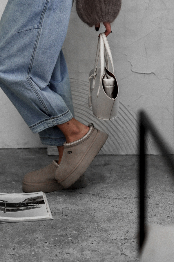 Spodnie fierce lines o kroju balloon jasnoniebieskie