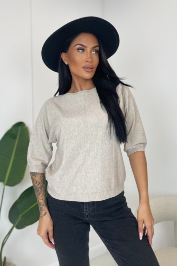 Sweterek basic beżowy