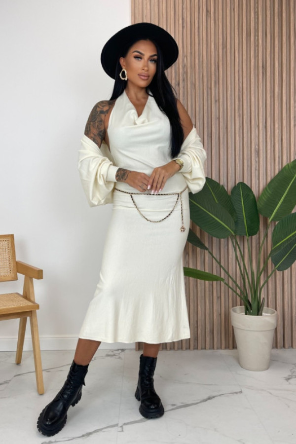 Sukienka dopasowana midi z narzutką kremowa