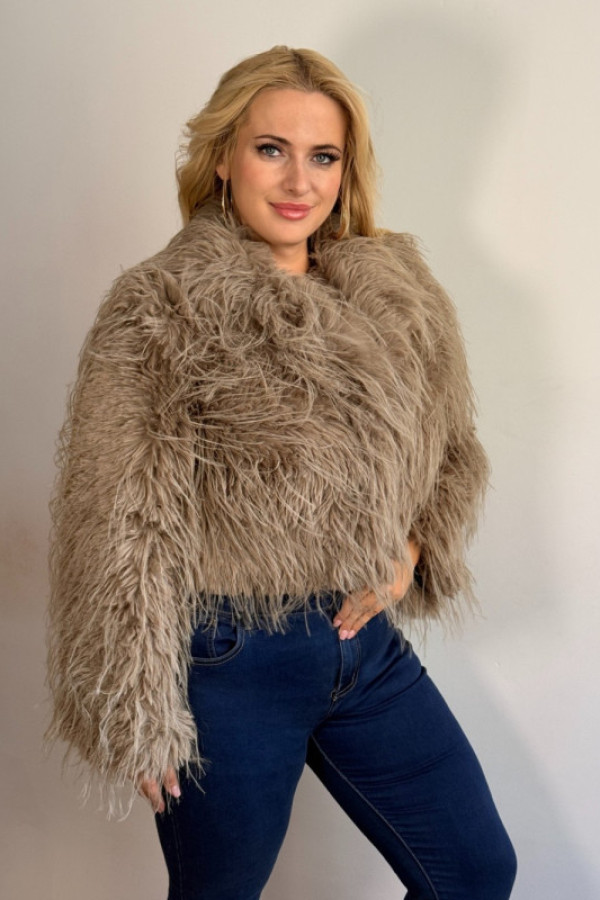 Futerko krótkie ciemnobeżowe