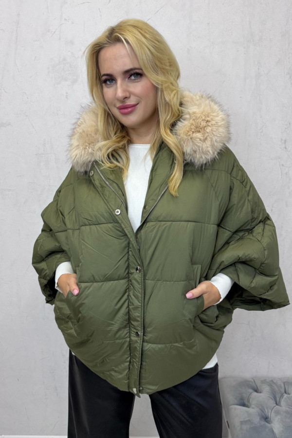 Kurtka pikowana z kapturem zielona