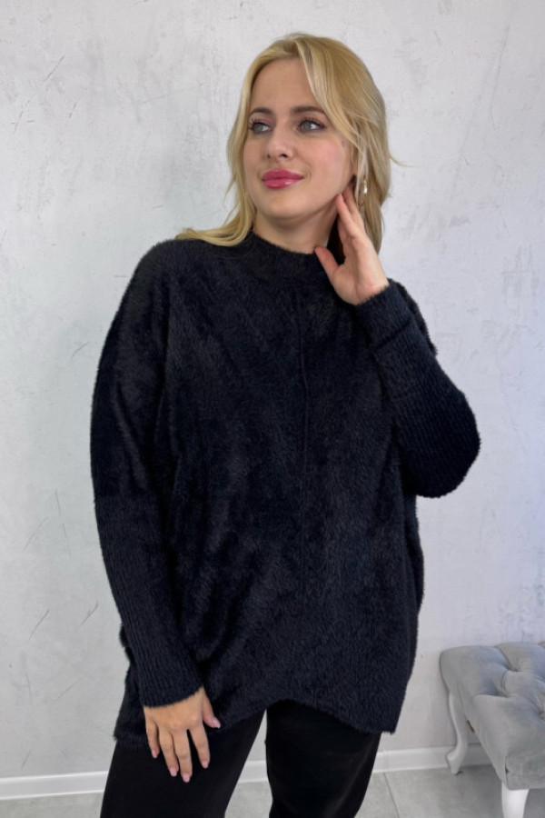 Sweterek oversize z golfem czarny