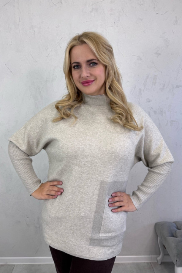 Sweterek klasyczny beżowy