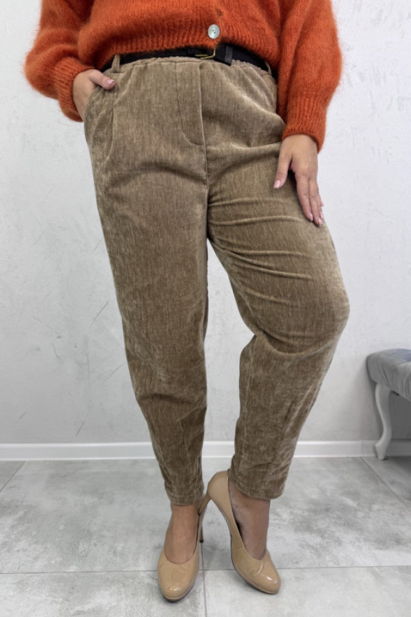 Spodnie sztruksowe ciemnobeżowe