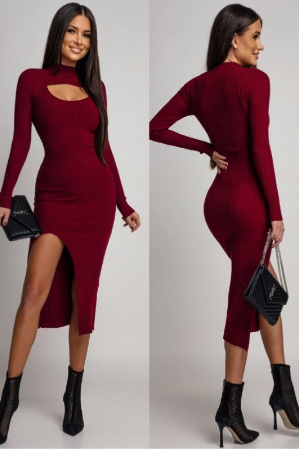 Dzianinowa sukieka midi z wycięciem marshelia bordowa