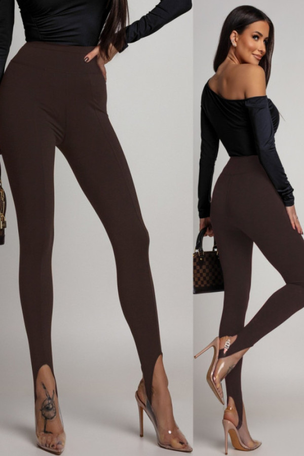 Klasyczne legginsy ocieplane z zapiętkami josselo brązowe