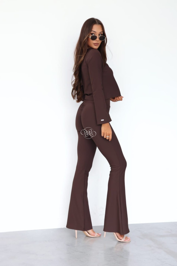 Spodnie dzwony prążek fitness czekoladowe