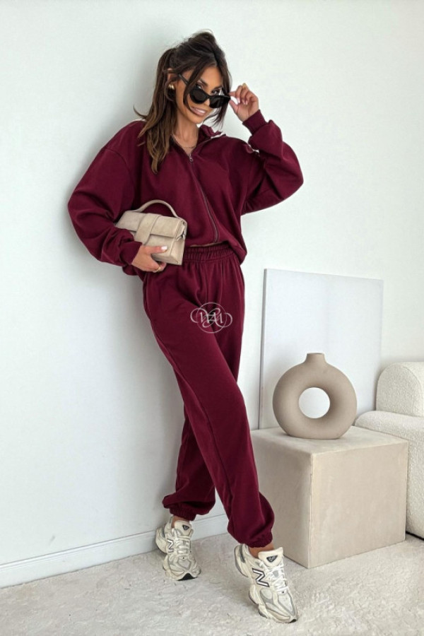 Komplet dresowy fancy z koronką bordpwy