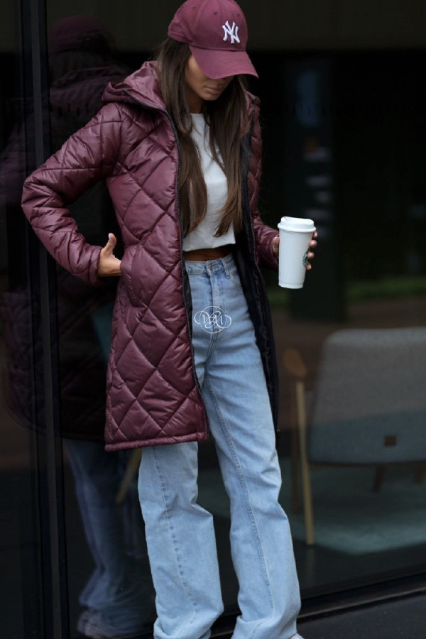 Płaszczyk pikowany exclusive z kaputrem – bordo