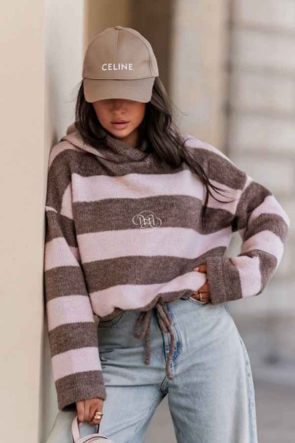 Sweter pola kangurek pink