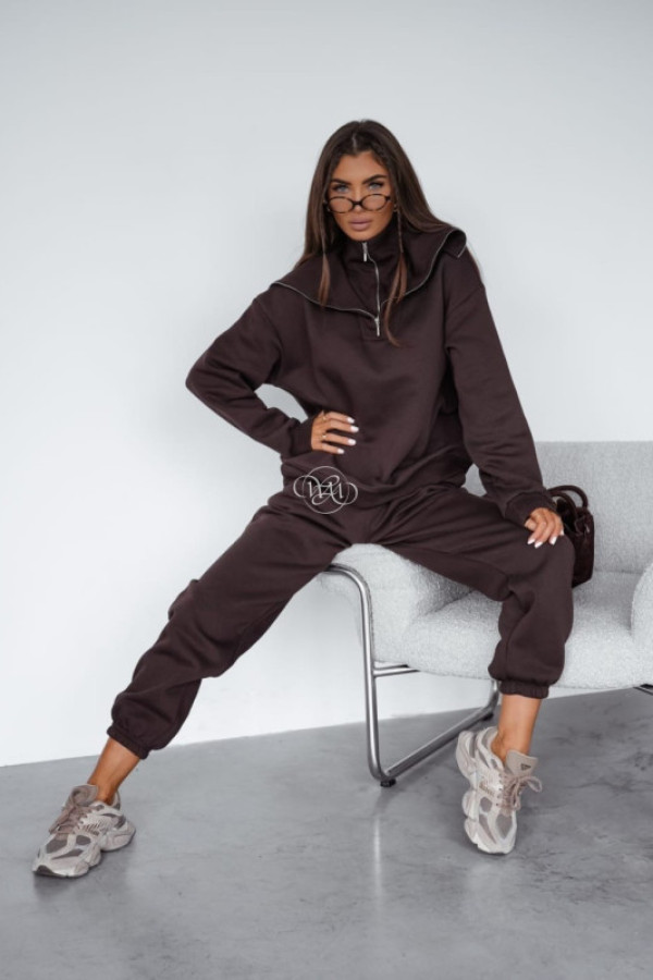 Spodnie dresowe magnum czekoladowe