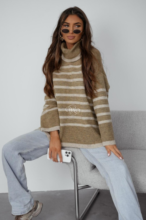 Sweter/ golf w beżowe paski