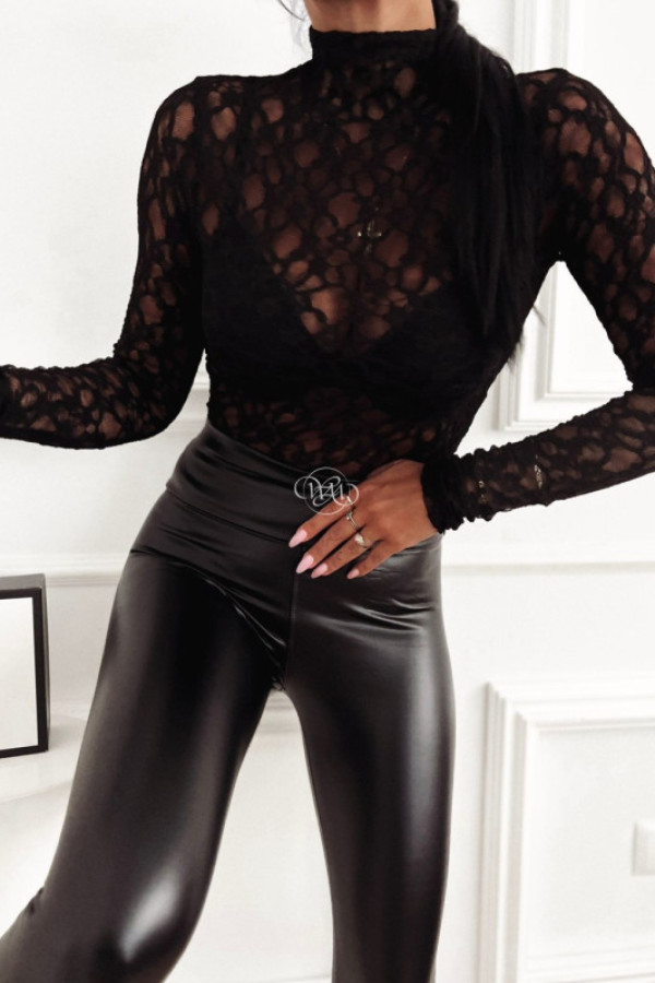 Golfik magnum koronkowy czarny