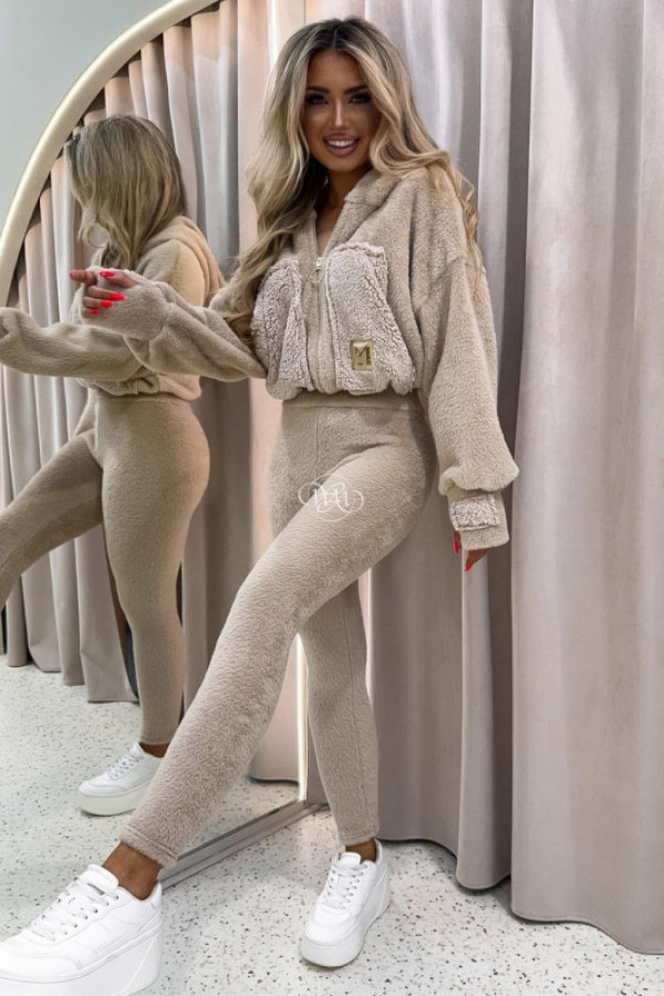 Komplet alpak z elementami misia beżowy