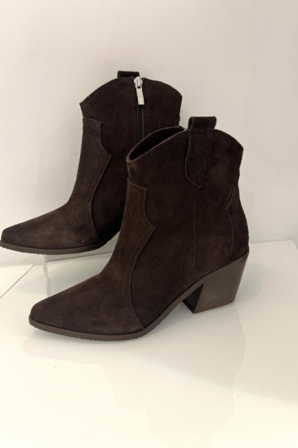 Botki clair kowbojki krótkie