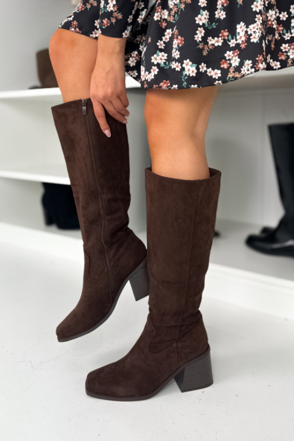 Kozaki zamszowe october choco