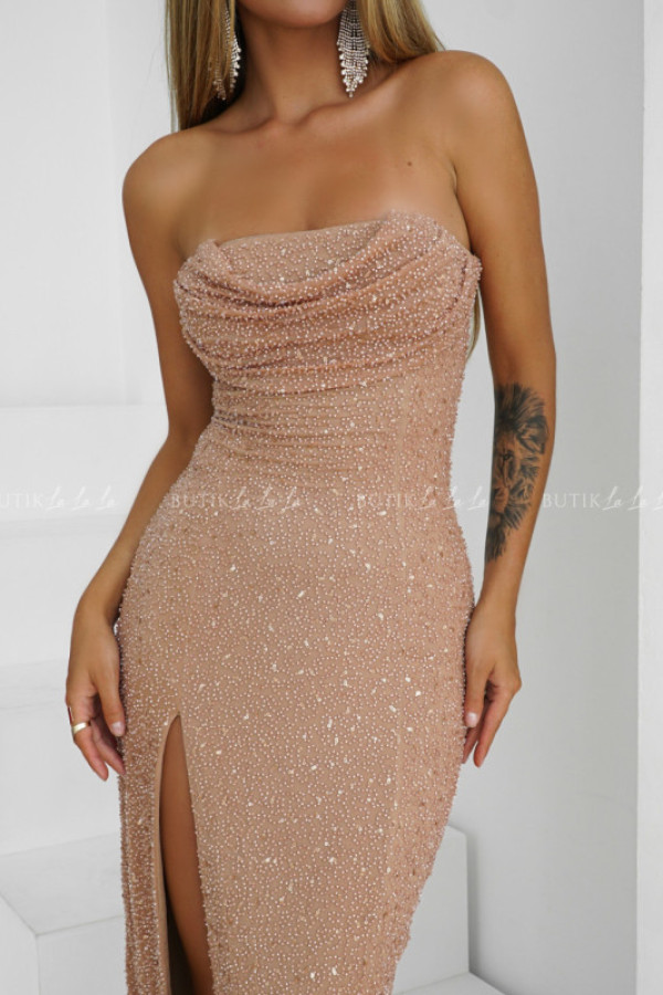 Sukienka maxi zdobiona koralikami beżowa chicago