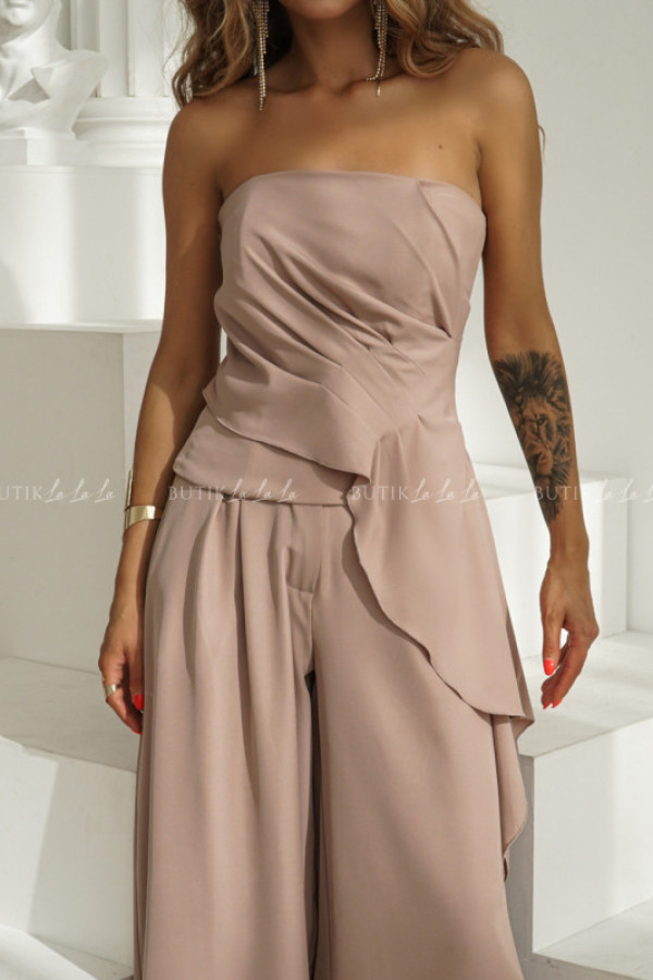 Komplet beżowy here