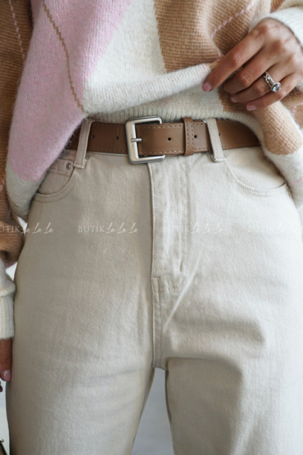 Spodnie beżowe typu mom fit finestro
