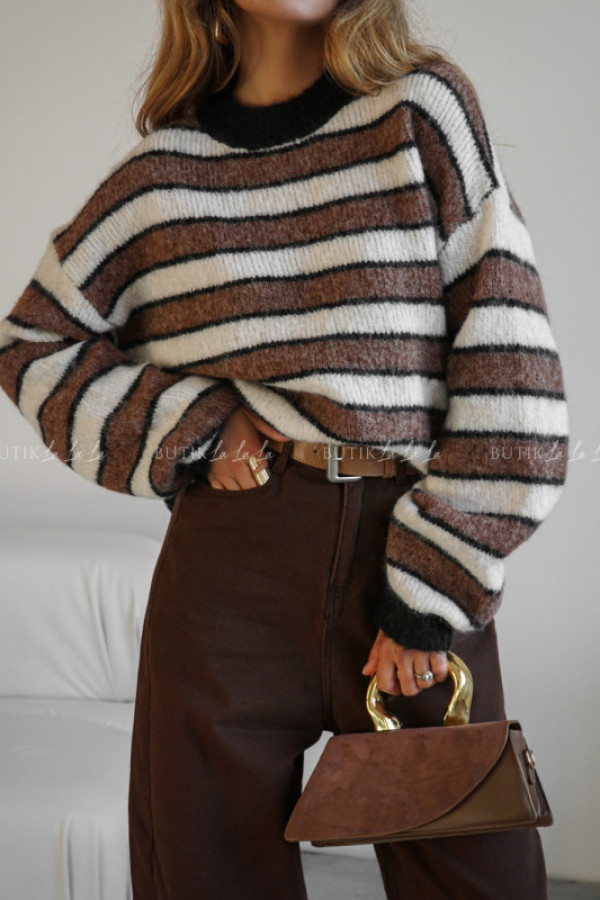 Sweter w paski amicus