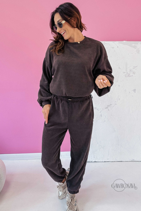 Komplet dresowy mia - czekoladowy