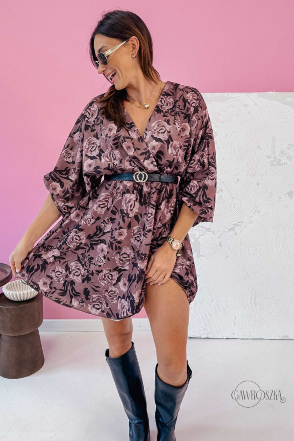 Sukienka ala kimono - mleczna czekolada w kwiaty