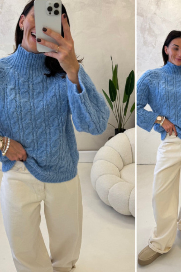 Sweter golf z warkoczem - niebieski