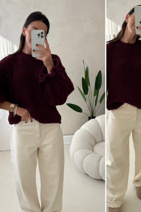 Sweter bukla z ozdobnym rękawem - bordowy