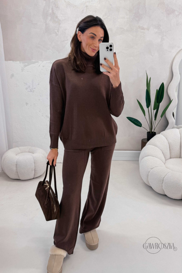 Komplet sweterkowy studio ii - czekoladowy