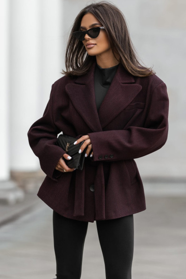 Krótki płaszcz damski z paskiem w jodełkę me gusta bordowy