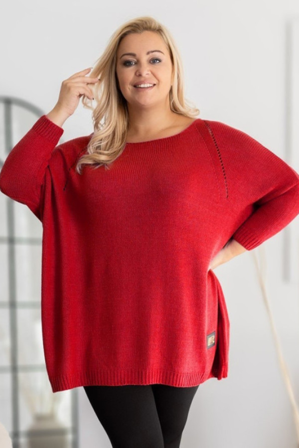 Mega oversize sweter damski w kolorze czerwonym ażur naszywka shape