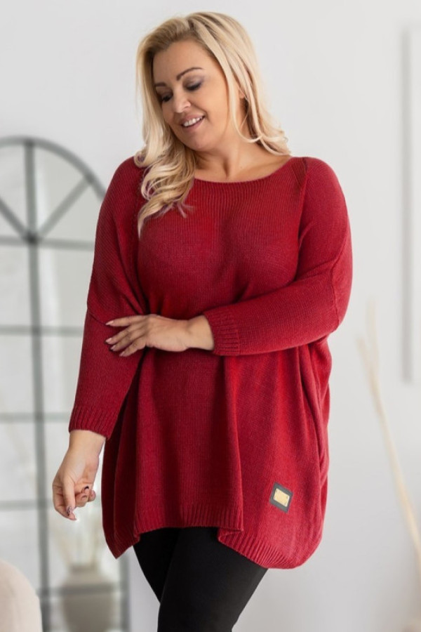 Mega oversize sweter damski w kolorze bordowym ażur naszywka shape