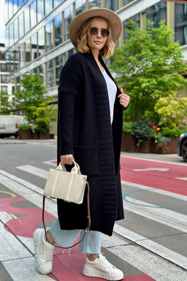 Długi sweter kardigan w kolorze czarnym z kieszeniami cziro