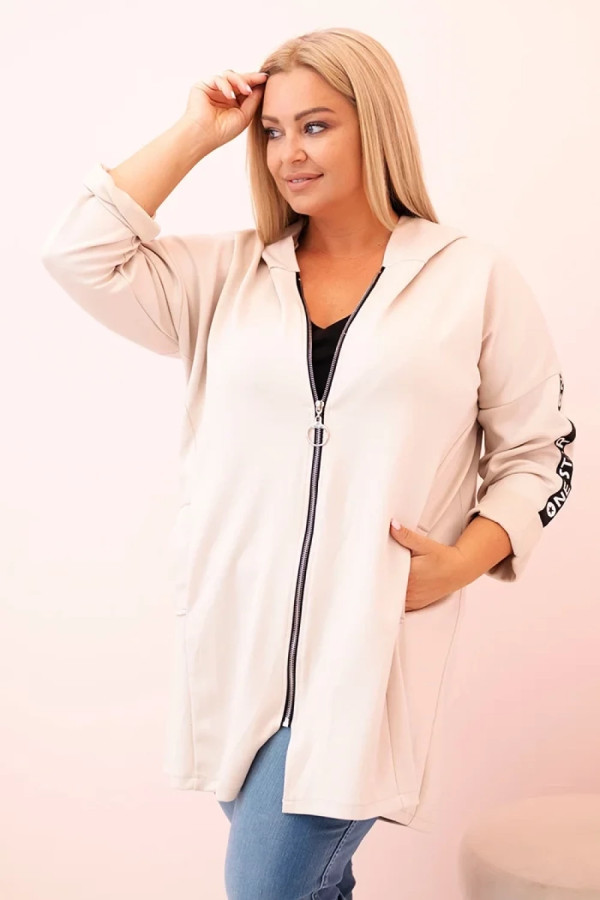 Bluza damska plus size w kolorze beżowym rozpinana kaptur dłuższy tył milena