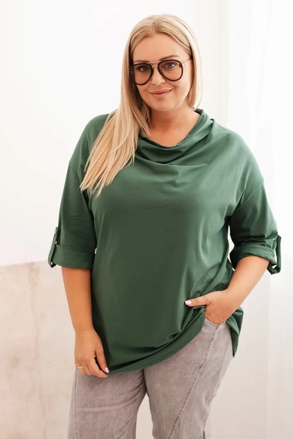 Bluzka damska plus size w kolorze zielonego mchu podpinane rękawy dekolt woda kamila