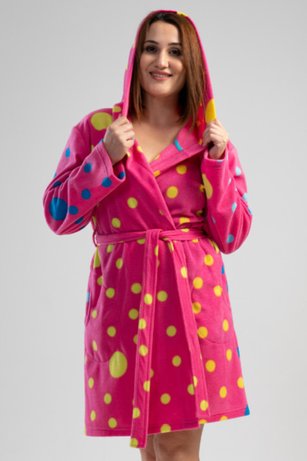 Ciepły szlafrok damski plus size w kolorze różowym grochy marysia